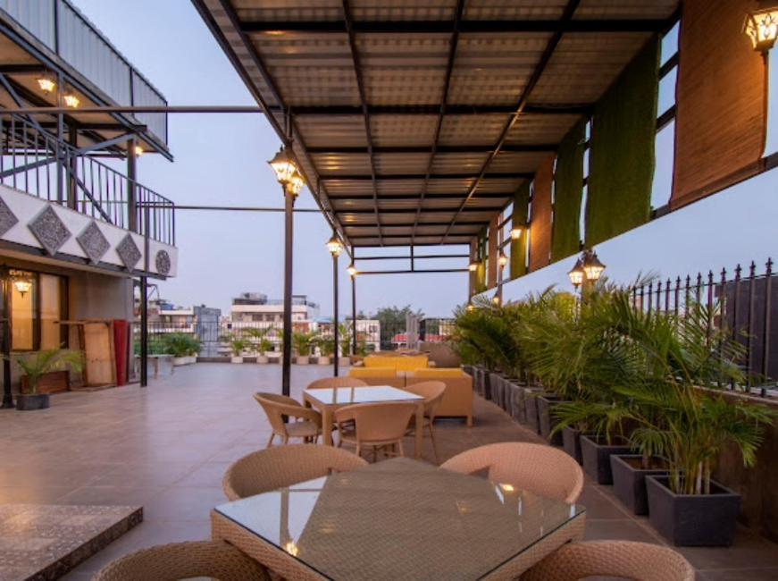 Hotel Imperial Park Sector 45 Gurgaon Exteriör bild
