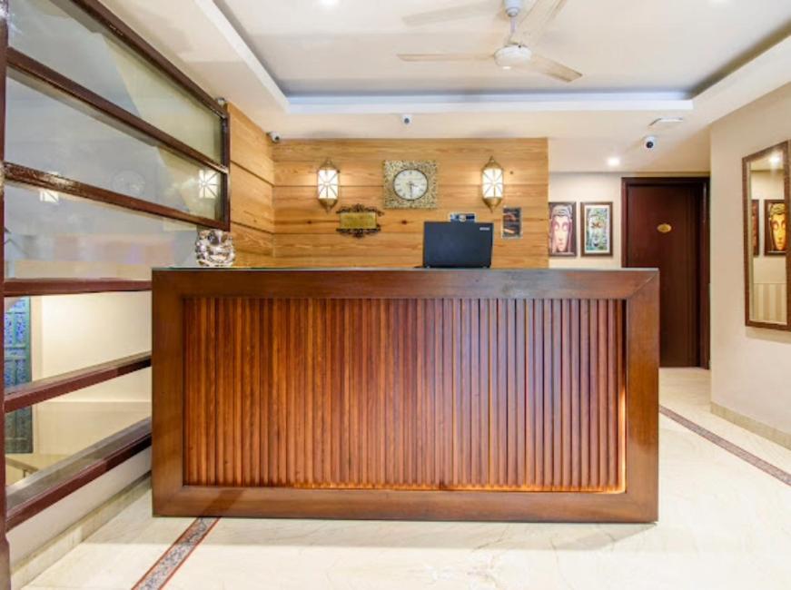 Hotel Imperial Park Sector 45 Gurgaon Exteriör bild